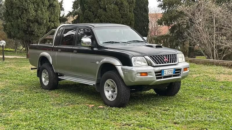 Usata Mitsubishi L200 115 CV (84 kW) 2003 Nero Pick-up