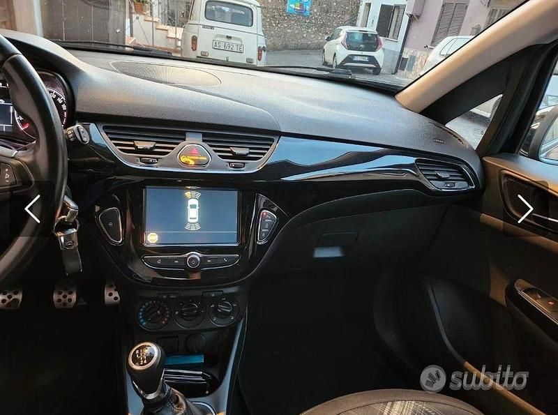 Usata Opel Corsa 75 CV (55 kW) 2017 Nero Berlina