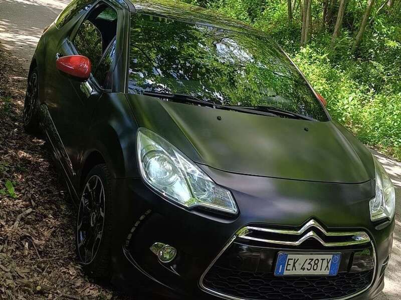 Usata 2011 DS Automobiles DS3 Tre volumi | 4900 € (Buon prezzo) - Immagine 1/4