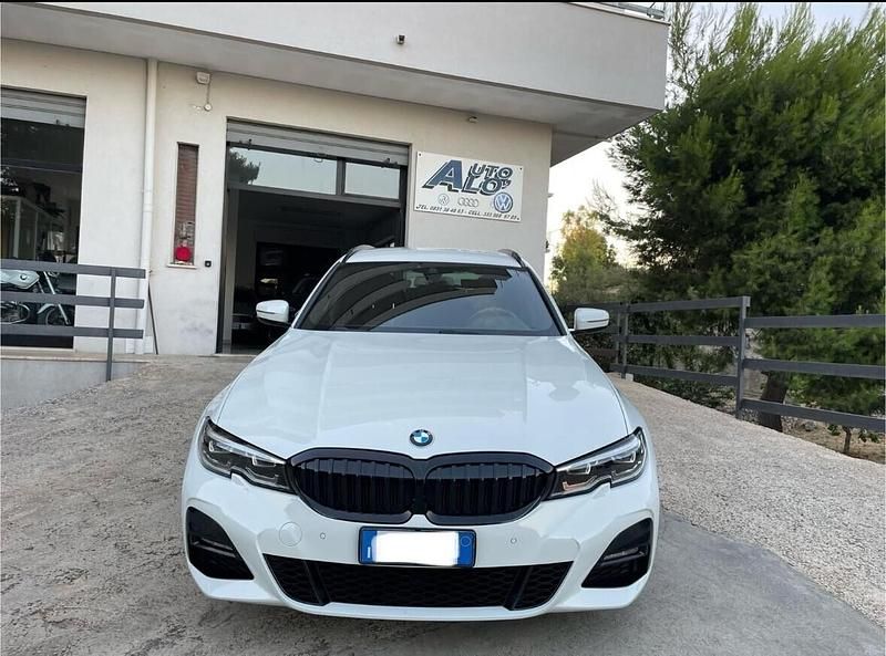 Usata BMW 320e M Sport 190 CV (139 kW) 2021 Bianco Station wagon
