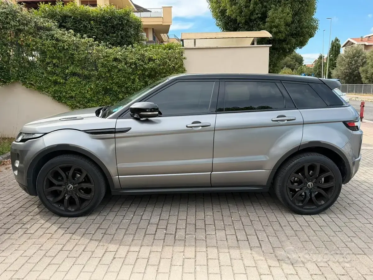 Usata Land Rover Range Rover evoque Dynamic 190 CV (139 kW) 2012 Grigio SUV