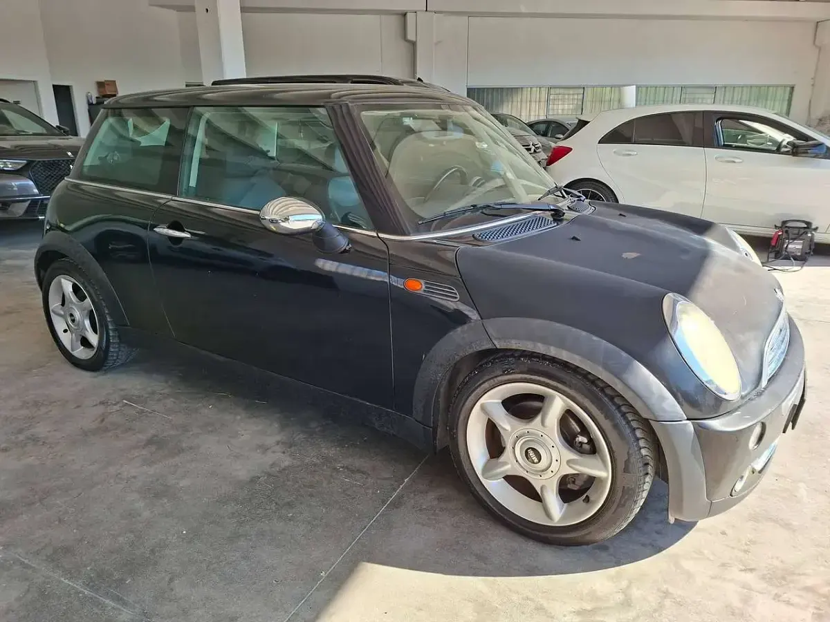 Usata Mini Cooper 116 CV (85 kW) 2005 Other Utilitaria
