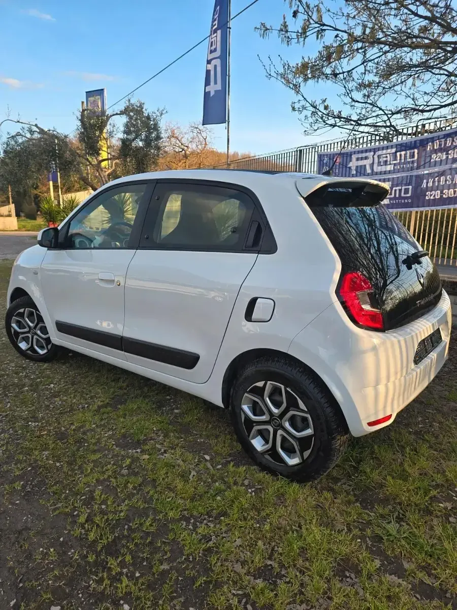 Usata Renault Twingo SE 69 CV (50 kW) 2019 Bianco Utilitaria