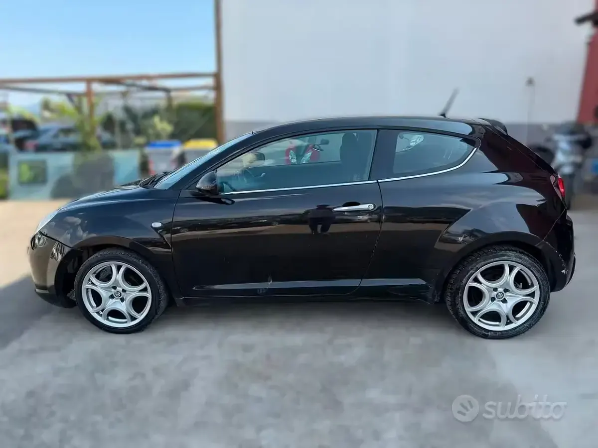Usata Alfa Romeo MiTo 79 CV (58 kW) 2009 Nero Utilitaria