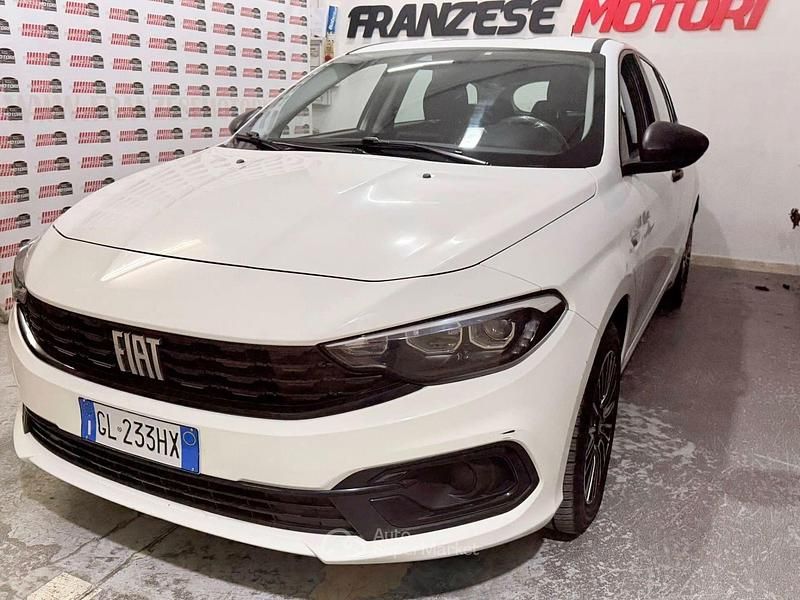 Usata Fiat Tipo City Life 131 CV (96 kW) 2022 Bianco Station wagon