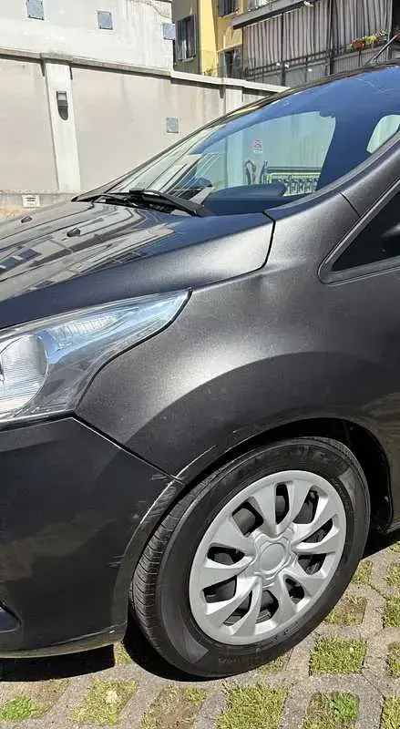 Usata Ford B-MAX Titanium 75 CV (55 kW) 2017 Monovolume