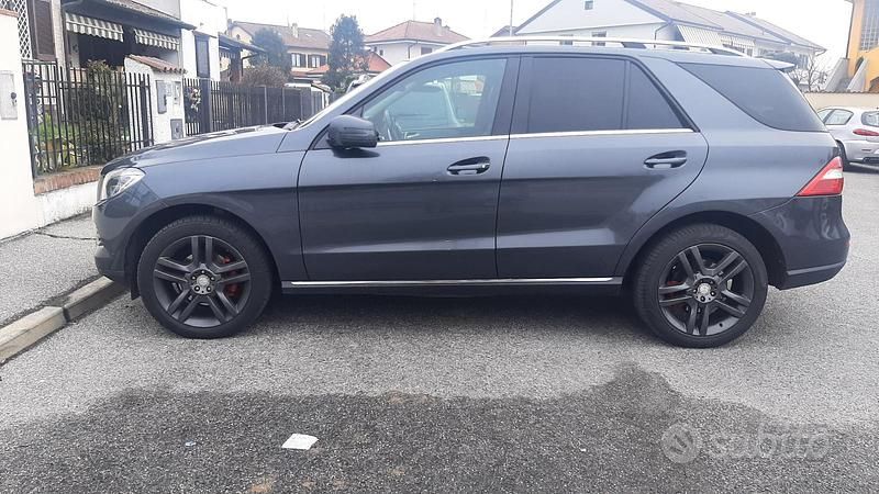 Usata Mercedes ML250 204 CV (150 kW) 2014 Grigio SUV