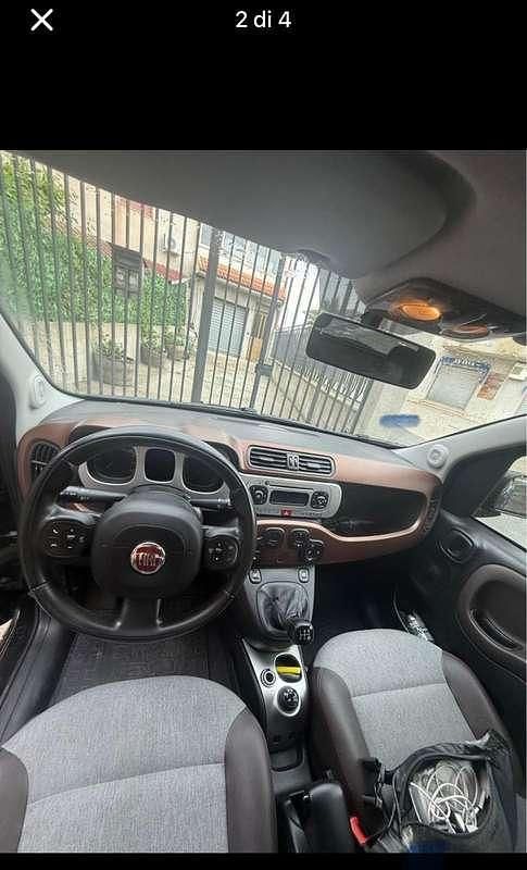 Usata Fiat Panda Cross Cross 80 CV (58 kW) 2016 Nero Utilitaria