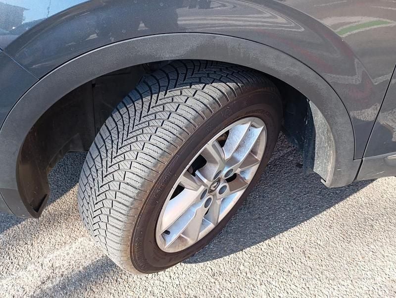 Usata Renault Kadjar Play 115 CV (84 kW) 2019 Grigio SUV