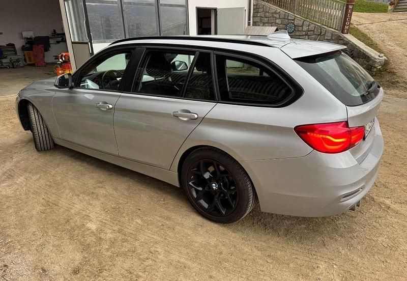 Usata BMW 320 Advantage 190 CV (139 kW) 2019 Grigio Station wagon