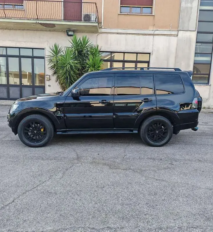 Usata Mitsubishi Pajero Edition 190 CV (139 kW) 2017 Nero SUV