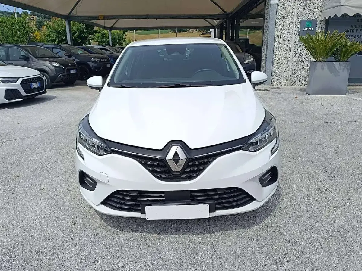 Usata Renault Clio V 101 CV (74 kW) 2020 Other Berlina