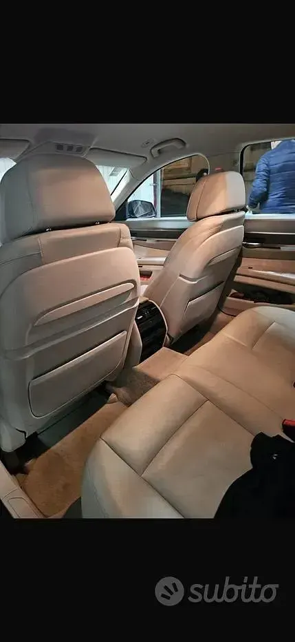 Usata BMW 730 258 CV (189 kW) 2013 Blu Berlina