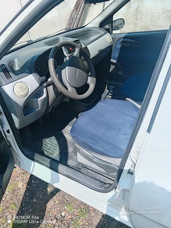 Usata Fiat Punto 2002 Bianco Utilitaria