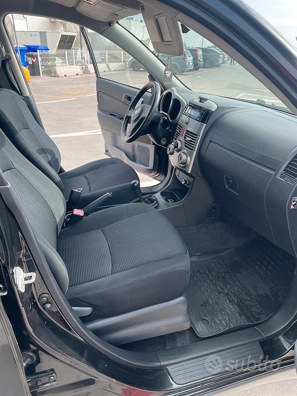 Usata Daihatsu Terios 105 CV (77 kW) 2007 Nero SUV