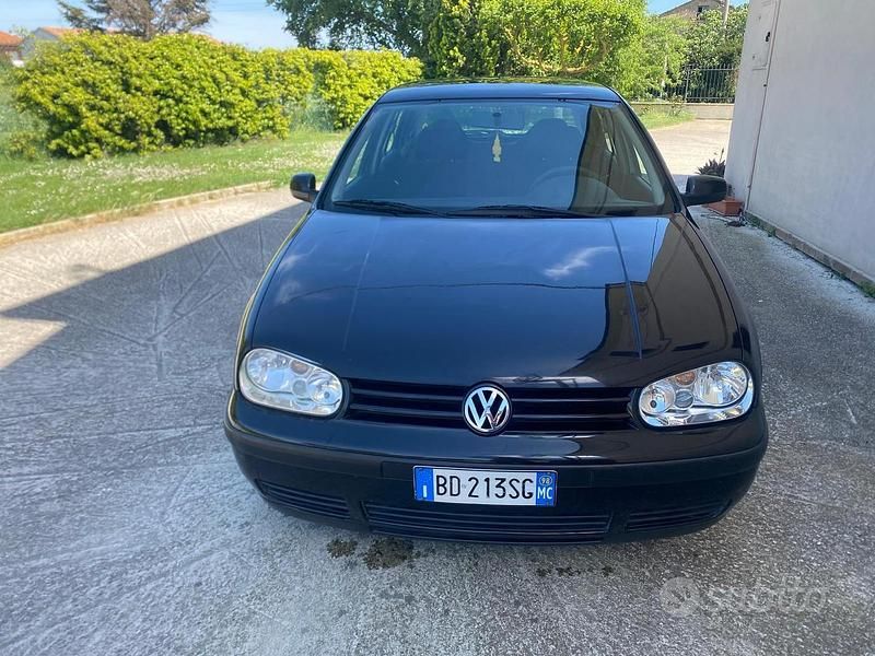 Usata VW Golf III 101 CV (74 kW) 1998 Nero Berlina
