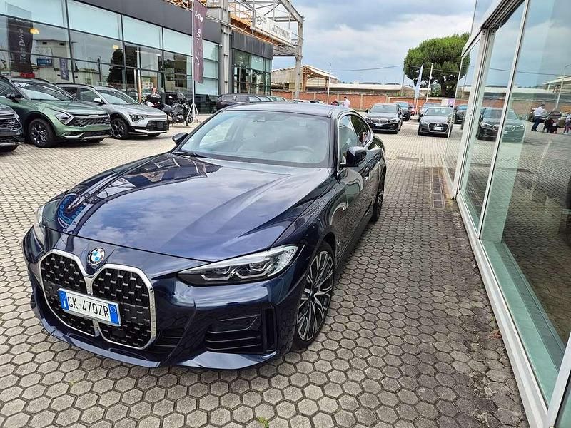 Usata BMW 420 M Sport 190 CV (139 kW) 2022 Blu/azzurro Coupé