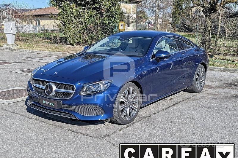 Usata Mercedes E350 Business 299 CV (219 kW) 2019 Blu Coupé