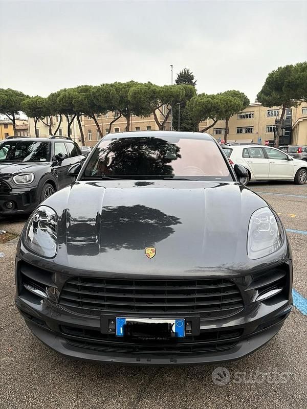Usata Porsche Macan 245 CV (180 kW) 2021 Grigio SUV