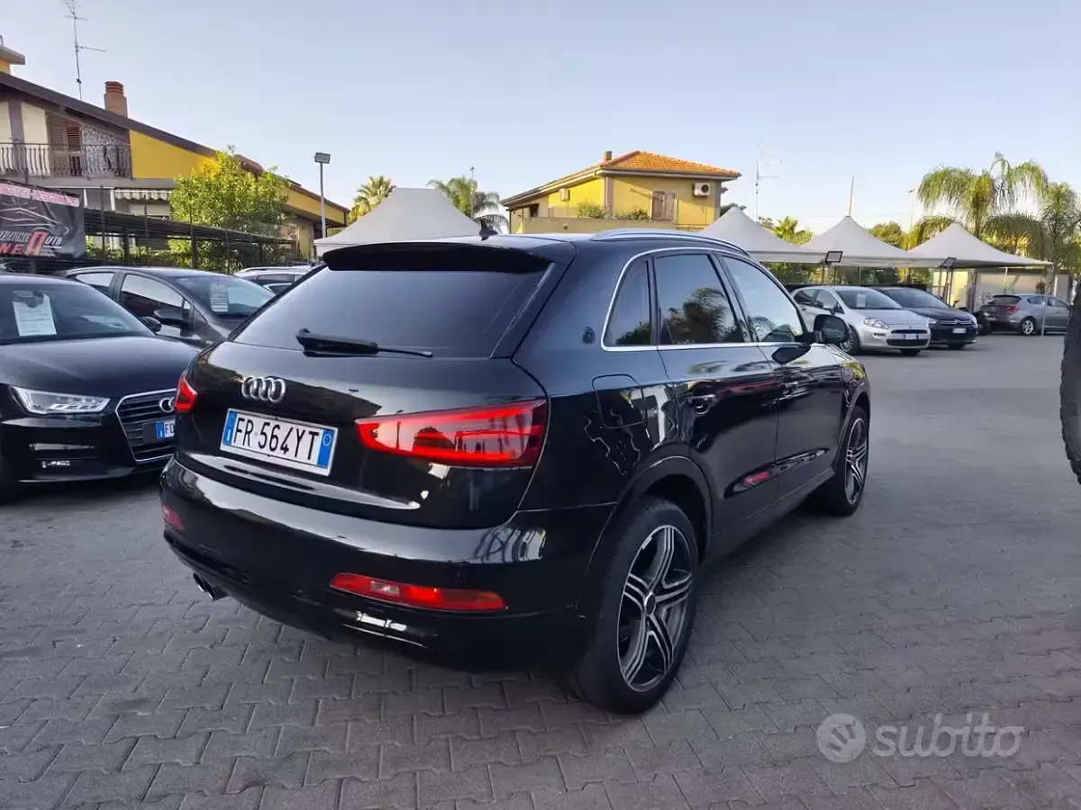 Usata Audi Q3 Advanced Plus 140 CV (102 kW) 2013 Nero SUV