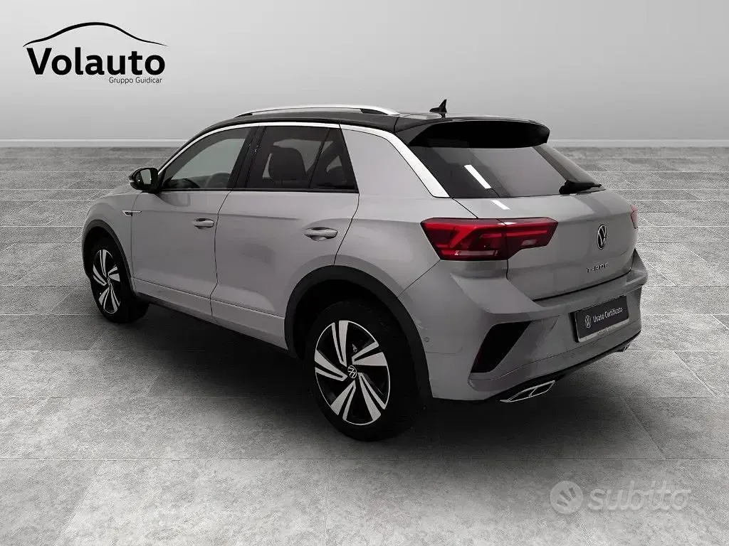 Usata VW T-Roc R-line 150 CV (110 kW) 2024 Grigio SUV