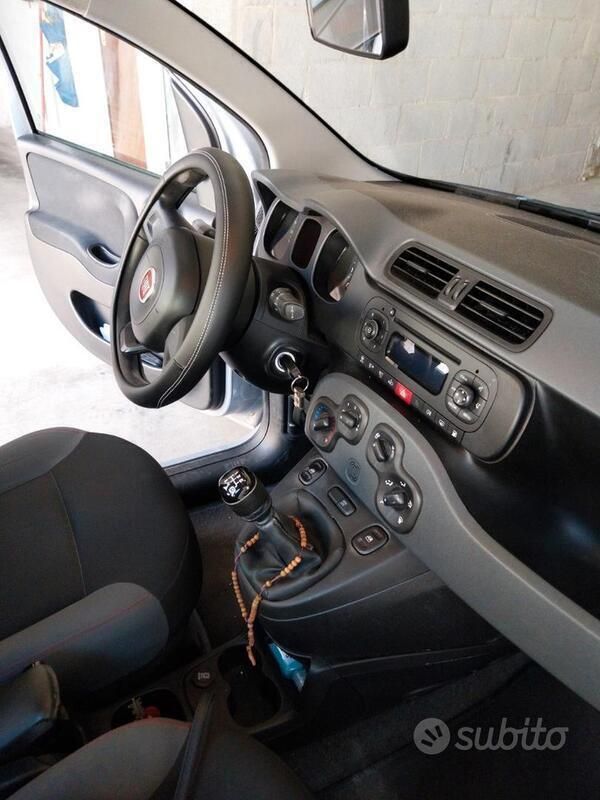 Usata Fiat Panda 69 CV (50 kW) 2017 Grigio Utilitaria