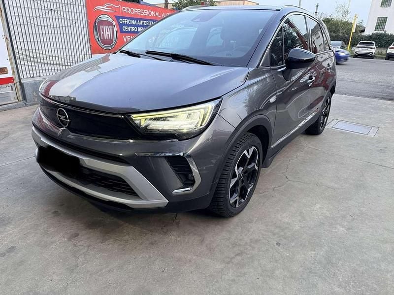 Usata Opel Crossland X Ultimate 120 CV (88 kW) 2022 Grigio SUV
