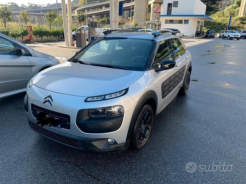 Usata Citroën C4 99 CV (72 kW) 2015 Grigio SUV