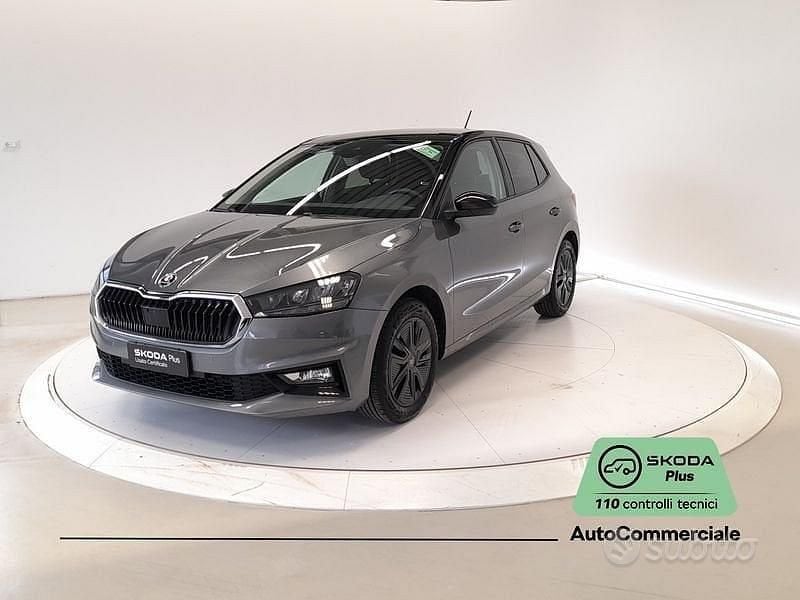 Usata Skoda Fabia 80 CV (58 kW) 2025 Grigio scuro Utilitaria