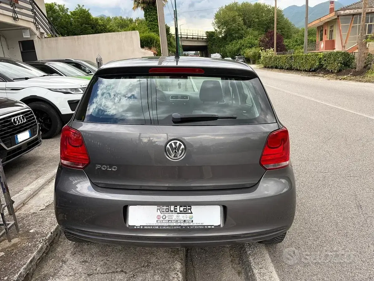 Usata VW Polo Comfortline 69 CV (50 kW) 2011 Grigio Utilitaria