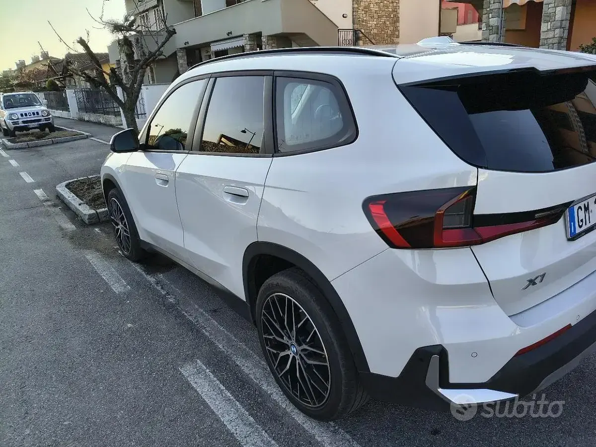 Usata BMW X1 150 CV (110 kW) 2023 Bianco SUV