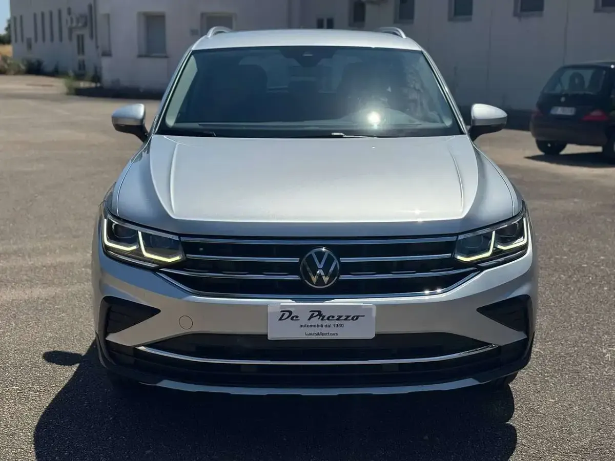Usata VW Tiguan Elegance 150 CV (110 kW) 2023 Argento SUV