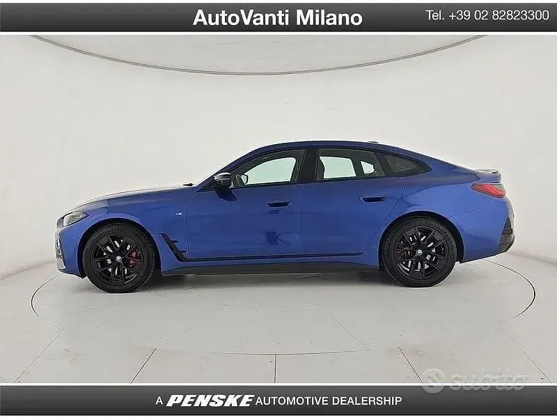 Usata BMW i4 Efficient Dynamics 400 kW (544 CV) 2024 Blu Berlina