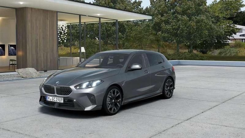 Nuova BMW 120 M Sport 170 CV (125 kW) 2026 Skyscraper grey metallic Utilitaria