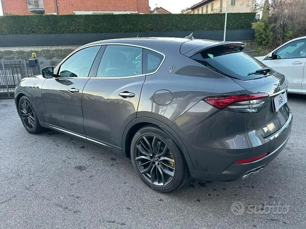 Usata Maserati Levante GT 330 CV (242 kW) 2023 SUV