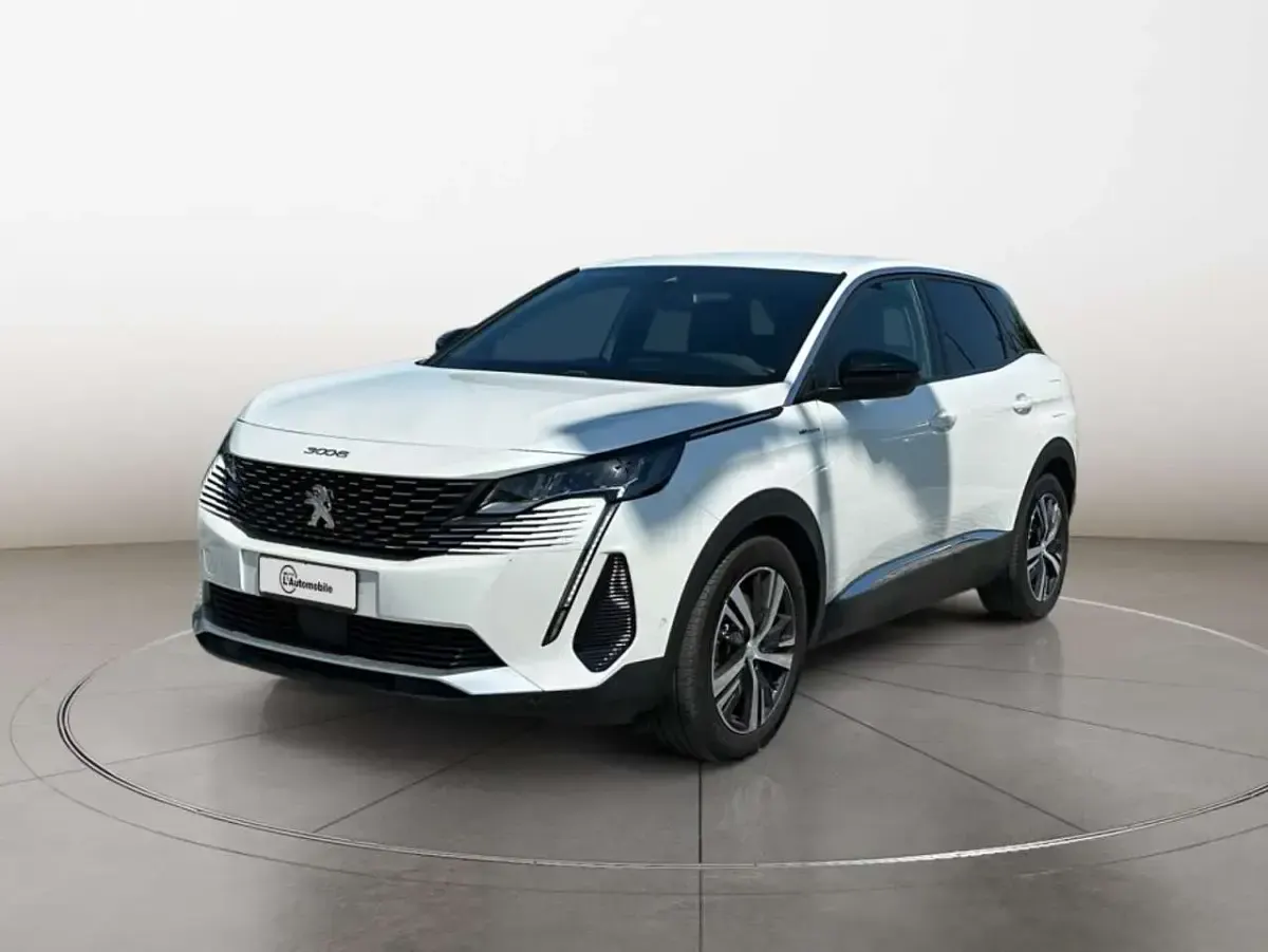 Usata Peugeot 3008 Allure 200 CV (147 kW) 2024 SUV