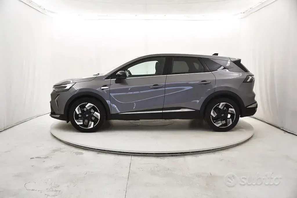Usata Renault Symbioz Iconic 94 CV (69 kW) 2025 Grigio SUV