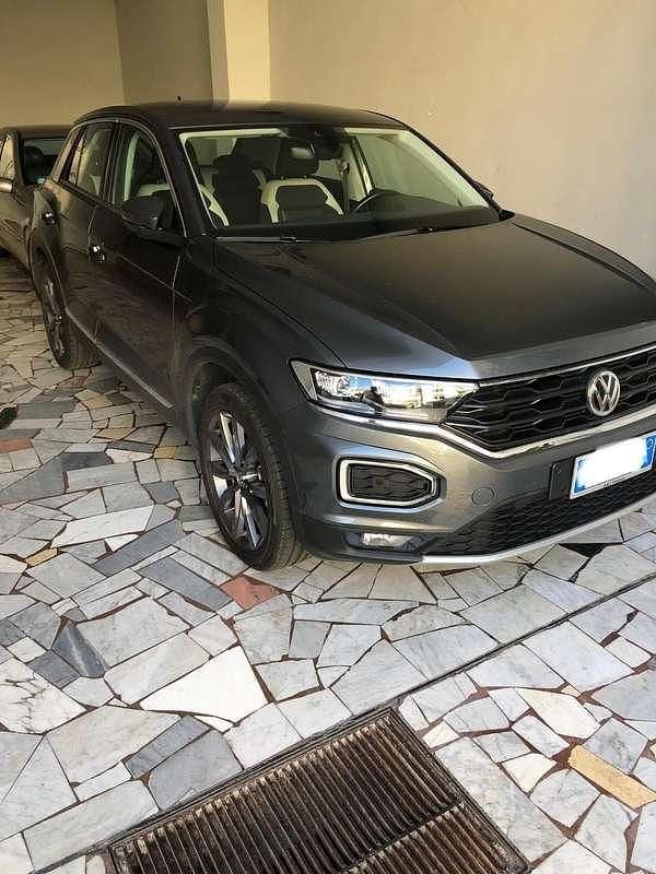 Usata VW T-Roc Advance 150 CV (110 kW) 2019 Grigio SUV