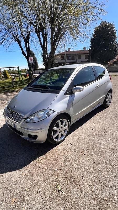 Occasion Mercedes A170 Avantgarde 116 ch (85 kW) 2007 Gris Berline