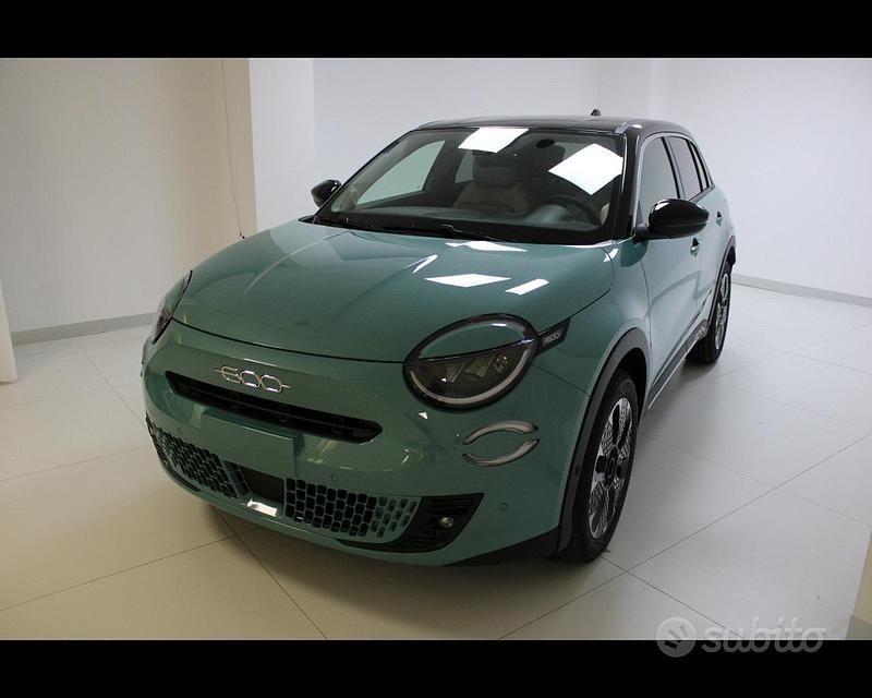Nuova Fiat 600 La Prima 110 CV (80 kW) 2025 Blu Station wagon
