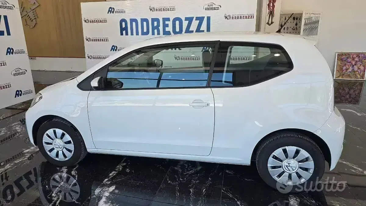 Usata VW up! take up! 68 CV (50 kW) 2023 Utilitaria