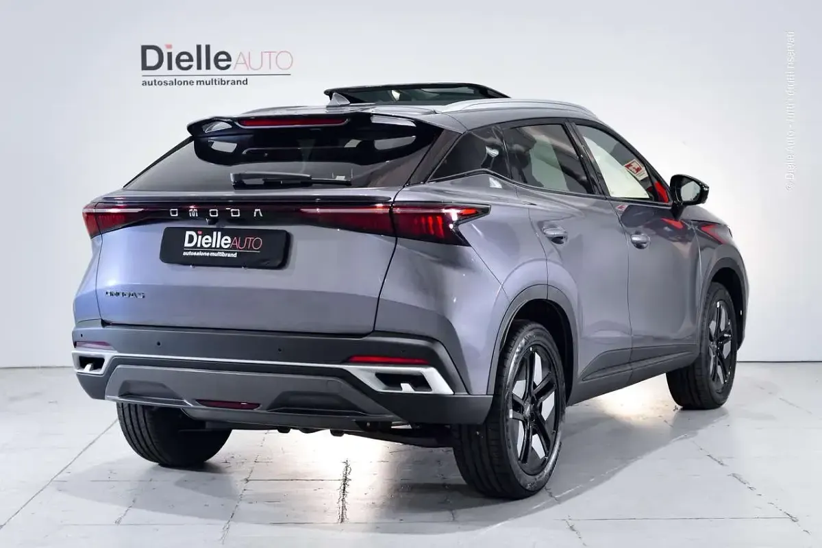 Nuova Omoda 5 147 CV (108 kW) 2026 Phantom grey SUV