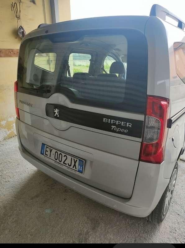 Usata Peugeot TePee Active 75 CV (55 kW) 2015 Station wagon