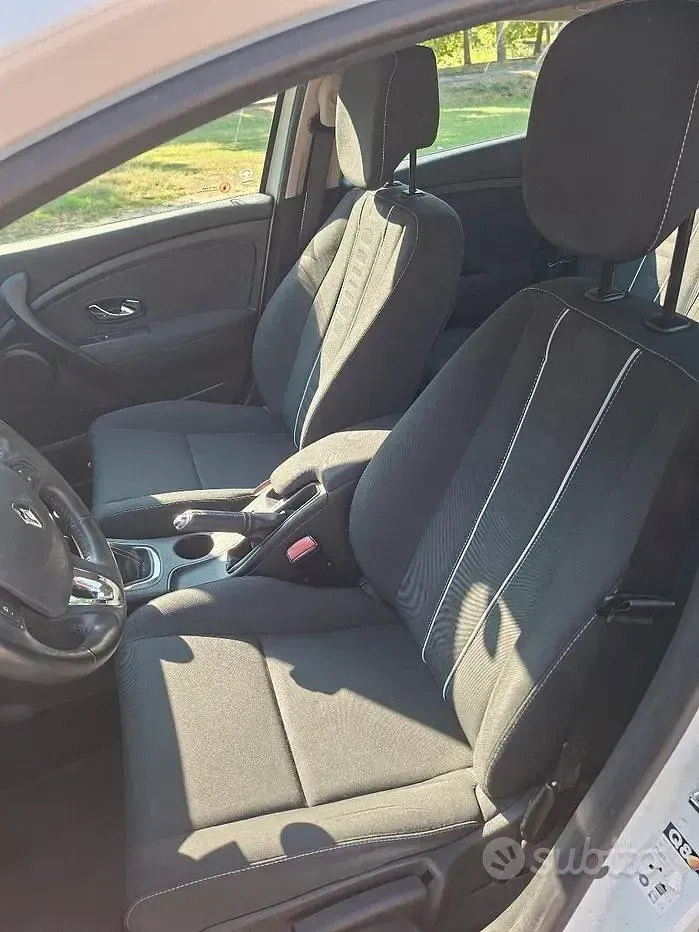 Usata Renault Mégane III 110 CV (80 kW) 2014 Berlina
