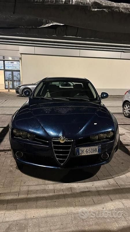 Usata Alfa Romeo 159 150 CV (110 kW) 2007 Blu Berlina