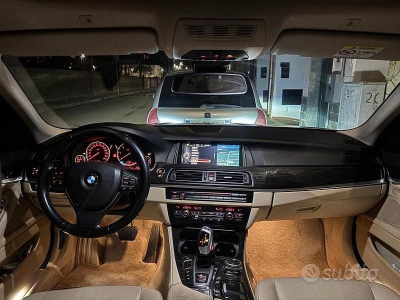 Usata BMW 525 Luxury Line 218 CV (160 kW) 2015 Grigio Station wagon