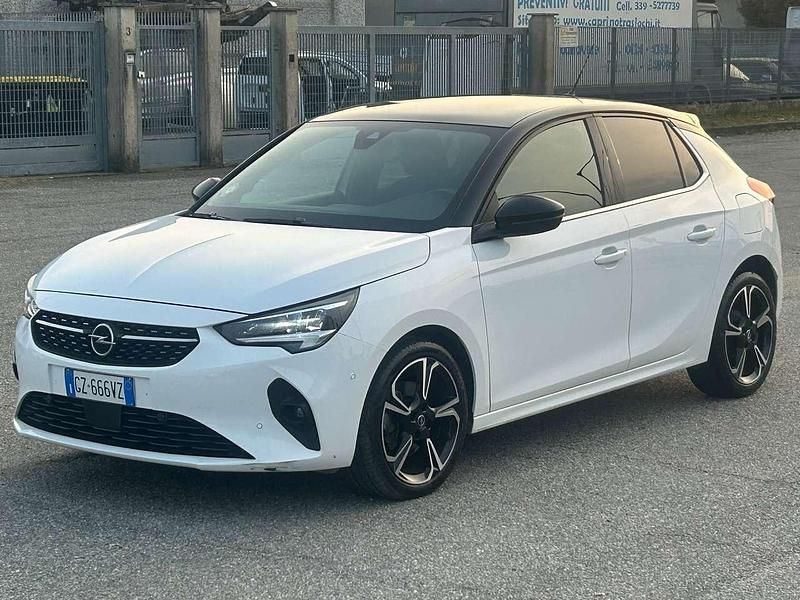 Usata Opel Corsa Elegance 101 CV (74 kW) 2023 Bianco Utilitaria