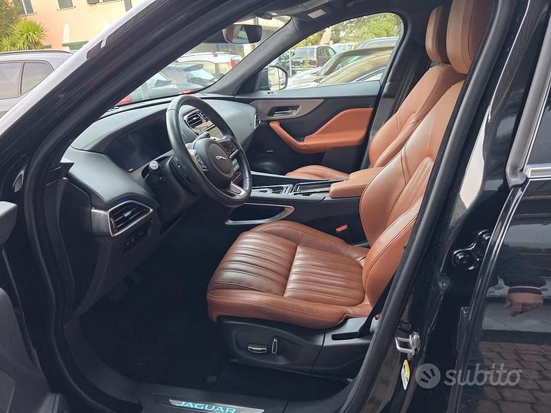 Usata Jaguar F-Pace Portfolio 241 CV (177 kW) 2020 Nero SUV