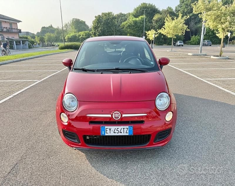 Usado Fiat 500S Sport 69 HP (50 kW) 2015 Vermelho Coupé
