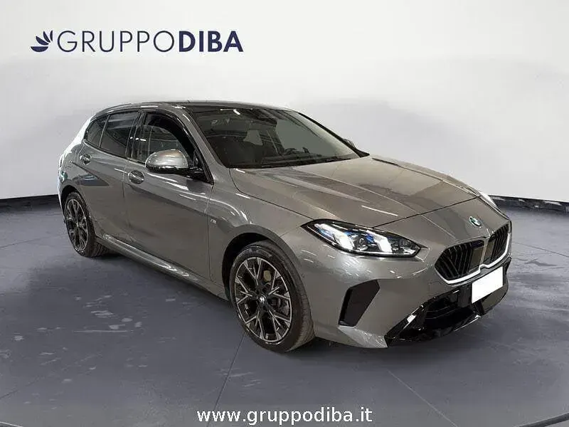 Usata BMW 118 M Sport 150 CV (110 kW) 2025 Grigio Utilitaria